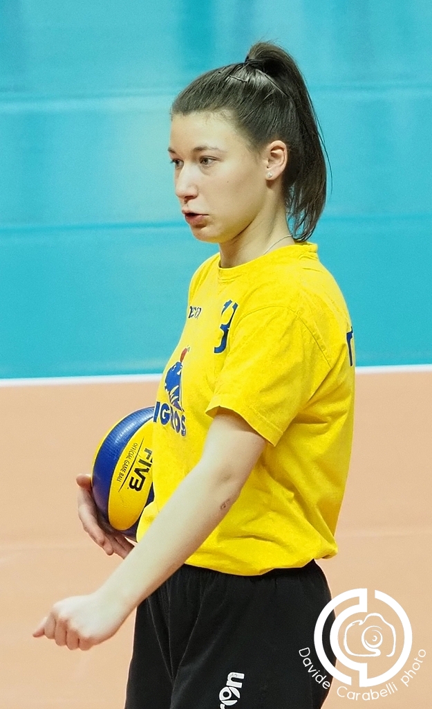P3237856